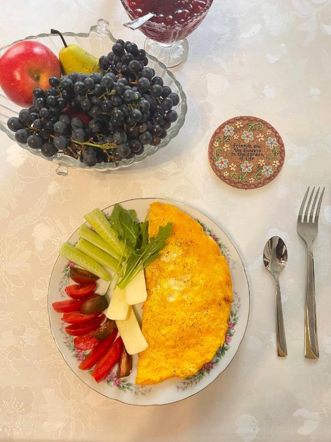 Gulnara Guest House Balykchy Luaran gambar